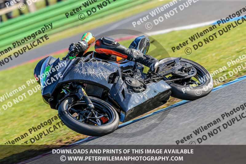 PJ Motorsport Photography 2018;enduro digital images;event digital images;eventdigitalimages;mallory park;mallory park photographs;mallory park trackday;mallory park trackday photographs;no limits trackdays;peter wileman photography;racing digital images;trackday digital images;trackday photos